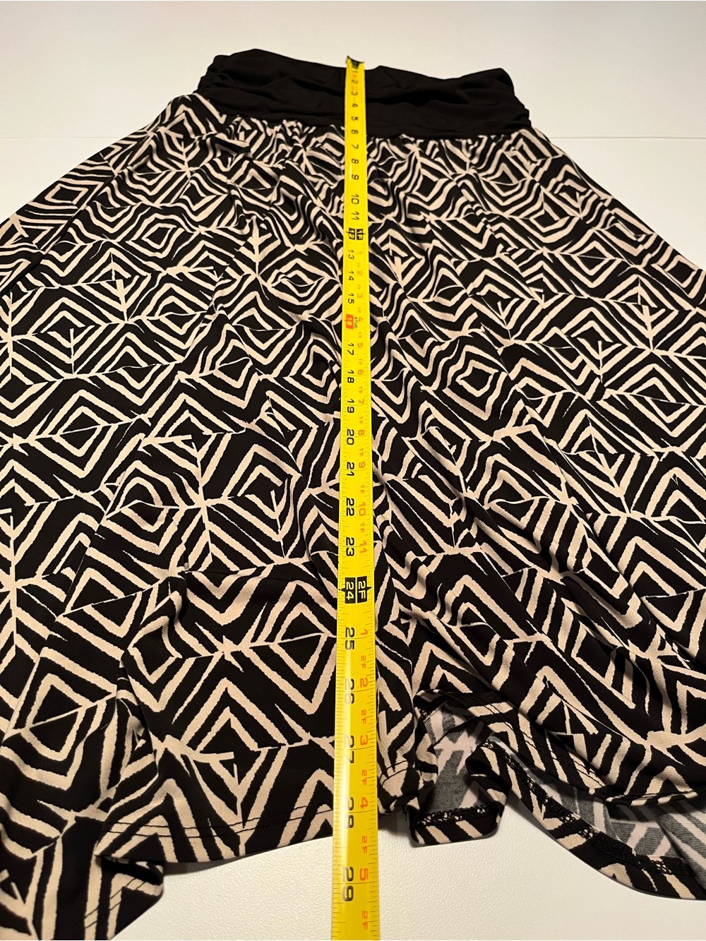 Apt. 9 Black & Cream Geometric High-Low Skirt